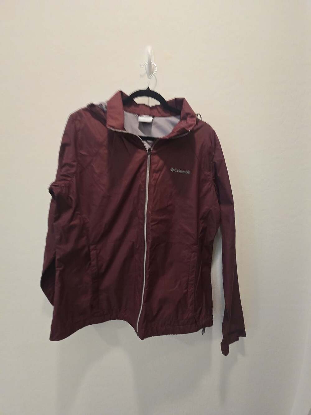Columbia Rain Jacket Size XL Maroon Hooded Windbreaker